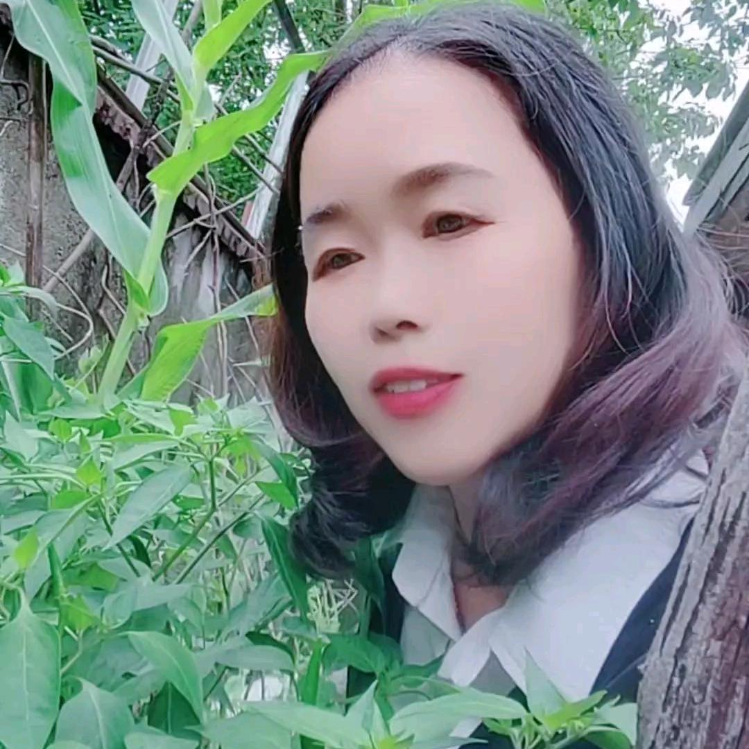 妞妞爱山歌🍎🌱🌺巜拒绝私聊》