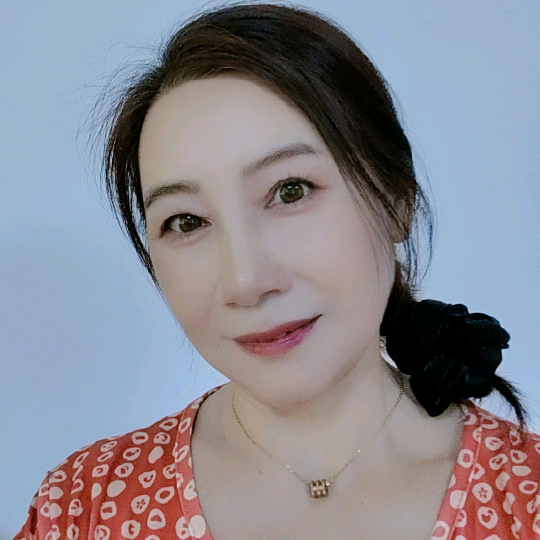 华姐🎤（每晚18:50开播）
