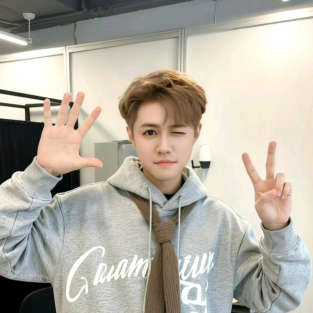 许顾远.💞