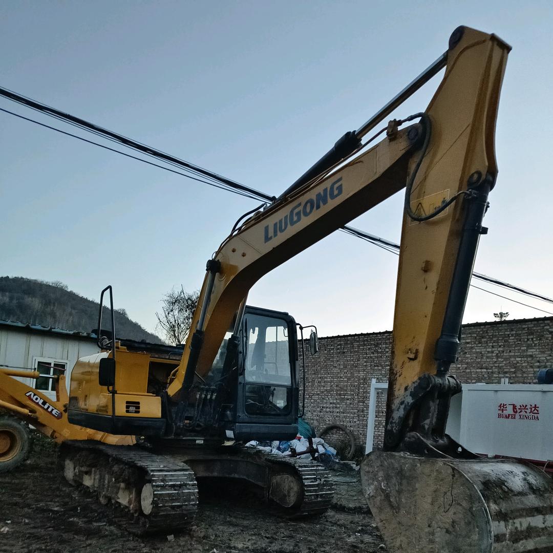 ─=≡Σ(( つ•̀ 3 •́)つ