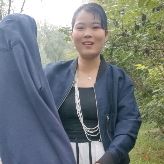 工厂女裤小涵