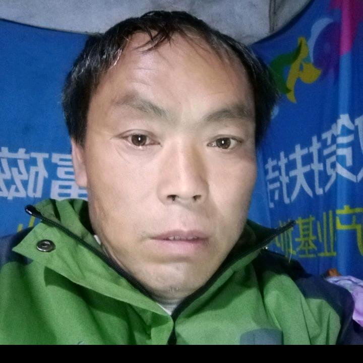 桃梨满天下。做人不尴尬。