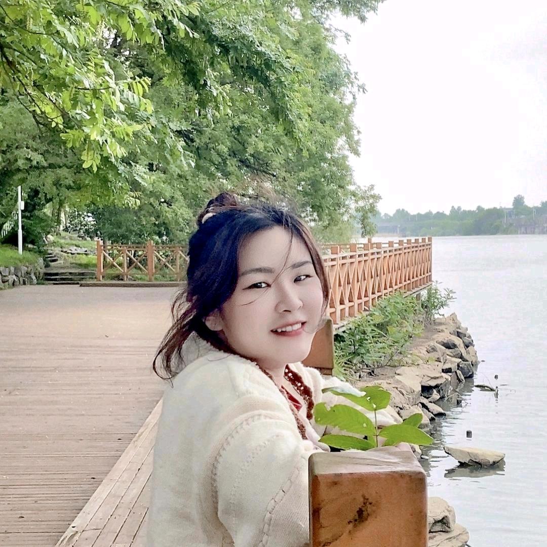 李晓萌