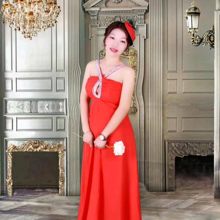 一枝梅 橱窗有好物件🐍🌹🌹🌹❤️