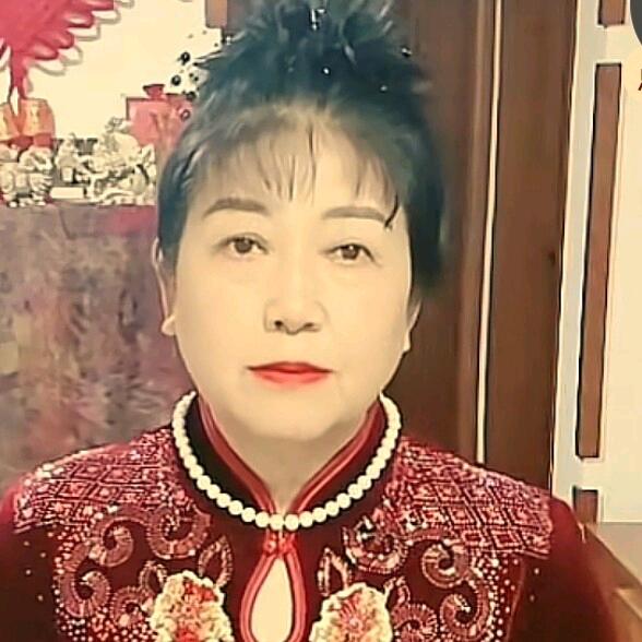 我叫玉儿！喜欢唱歌！喜欢助人为乐！谢谢！