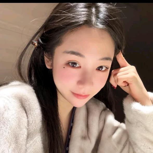 我是云儿ROSEYUN-时尚女装