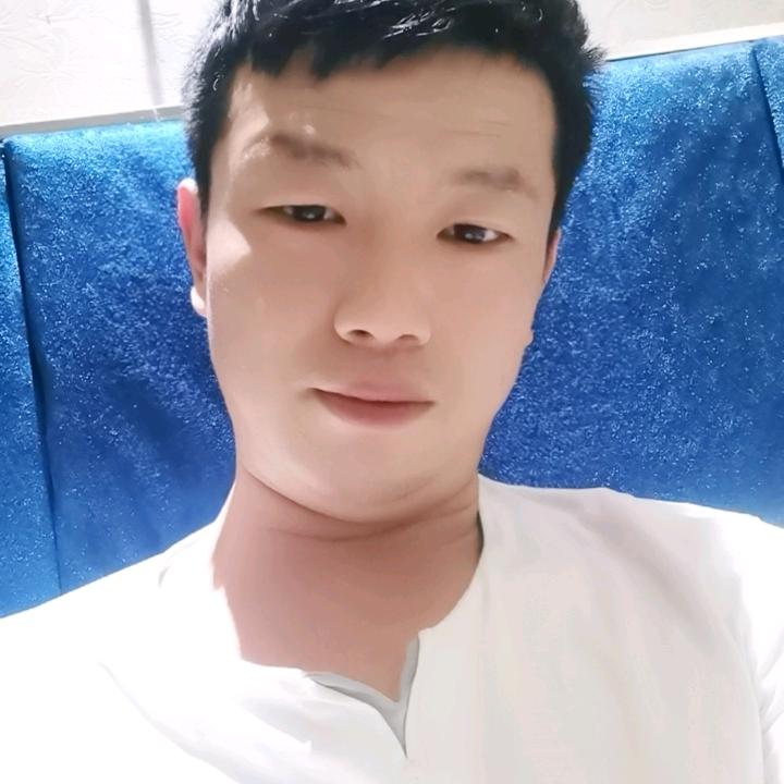 浅浅的笑