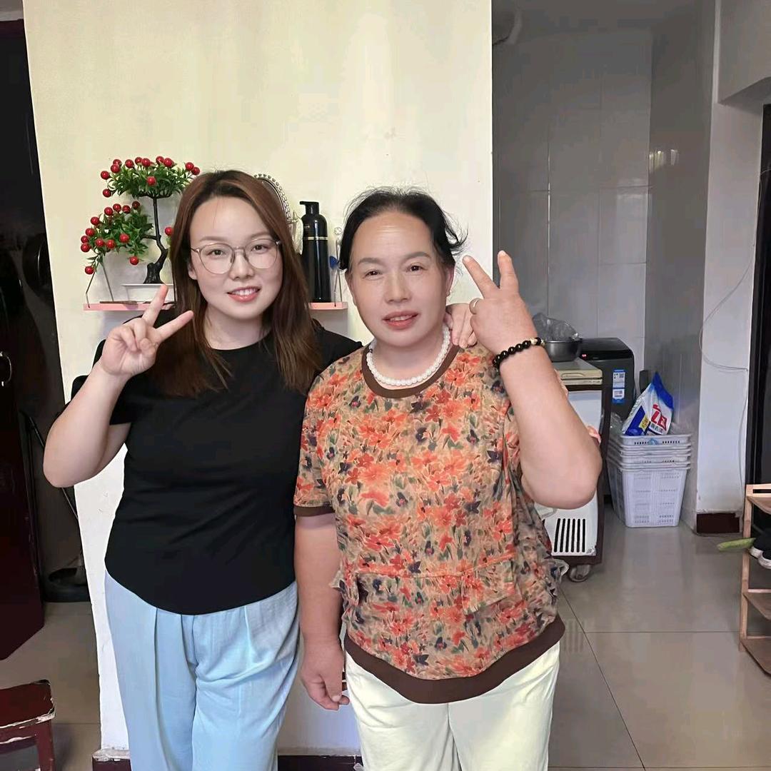 小凡妈