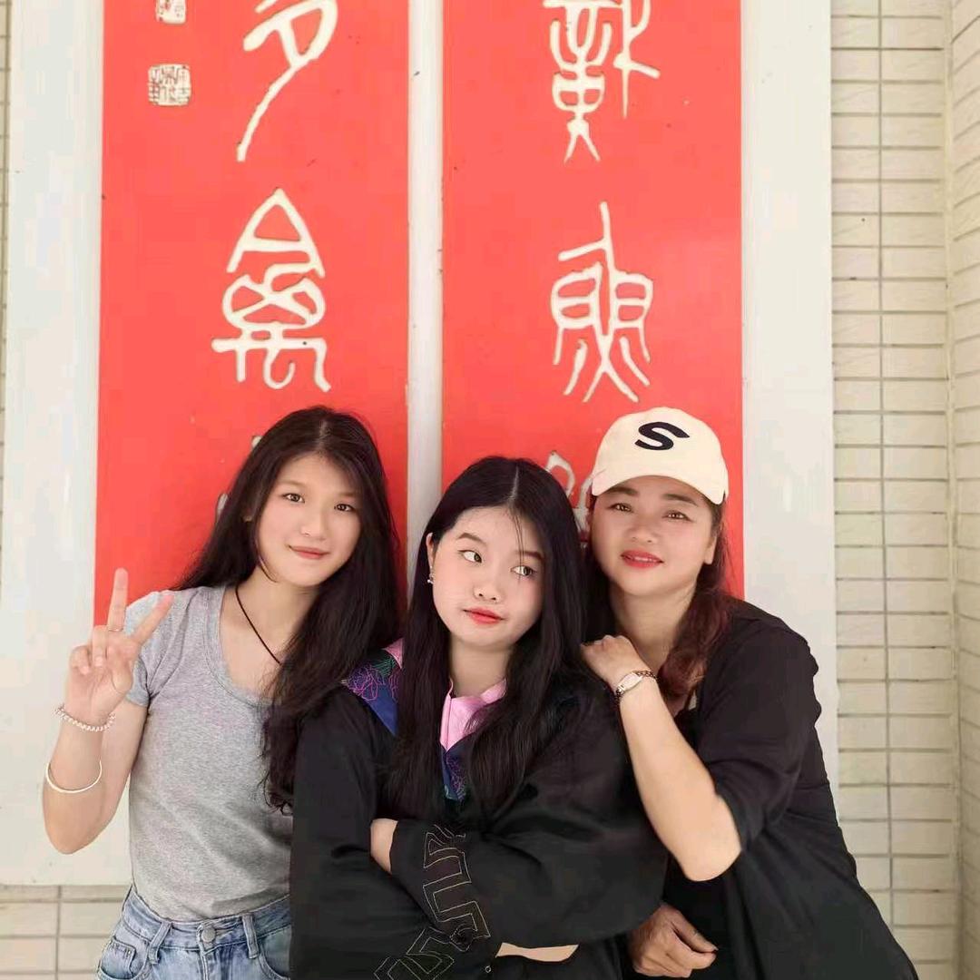 潘春莲，