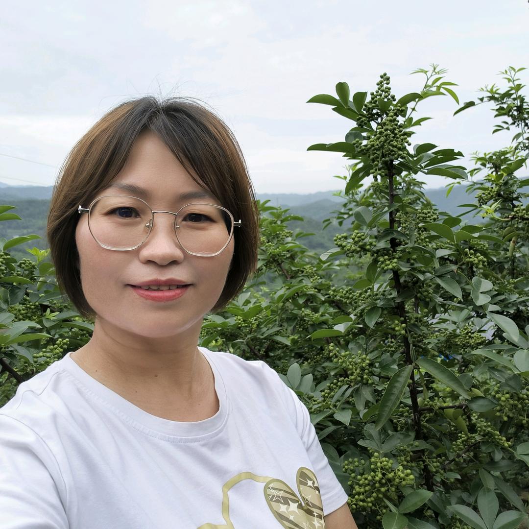 王莉(毛坝青花椒妹)