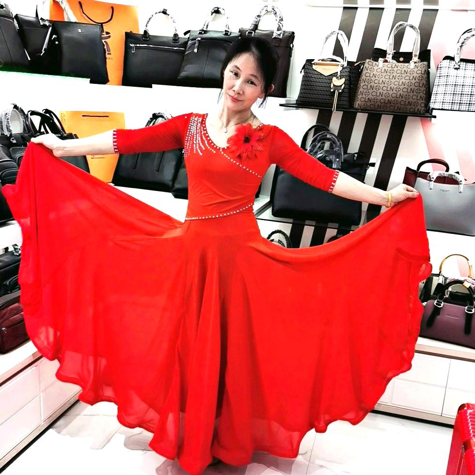 青红箱包实体店🎒👜💼