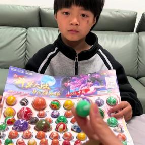 梅落英百货