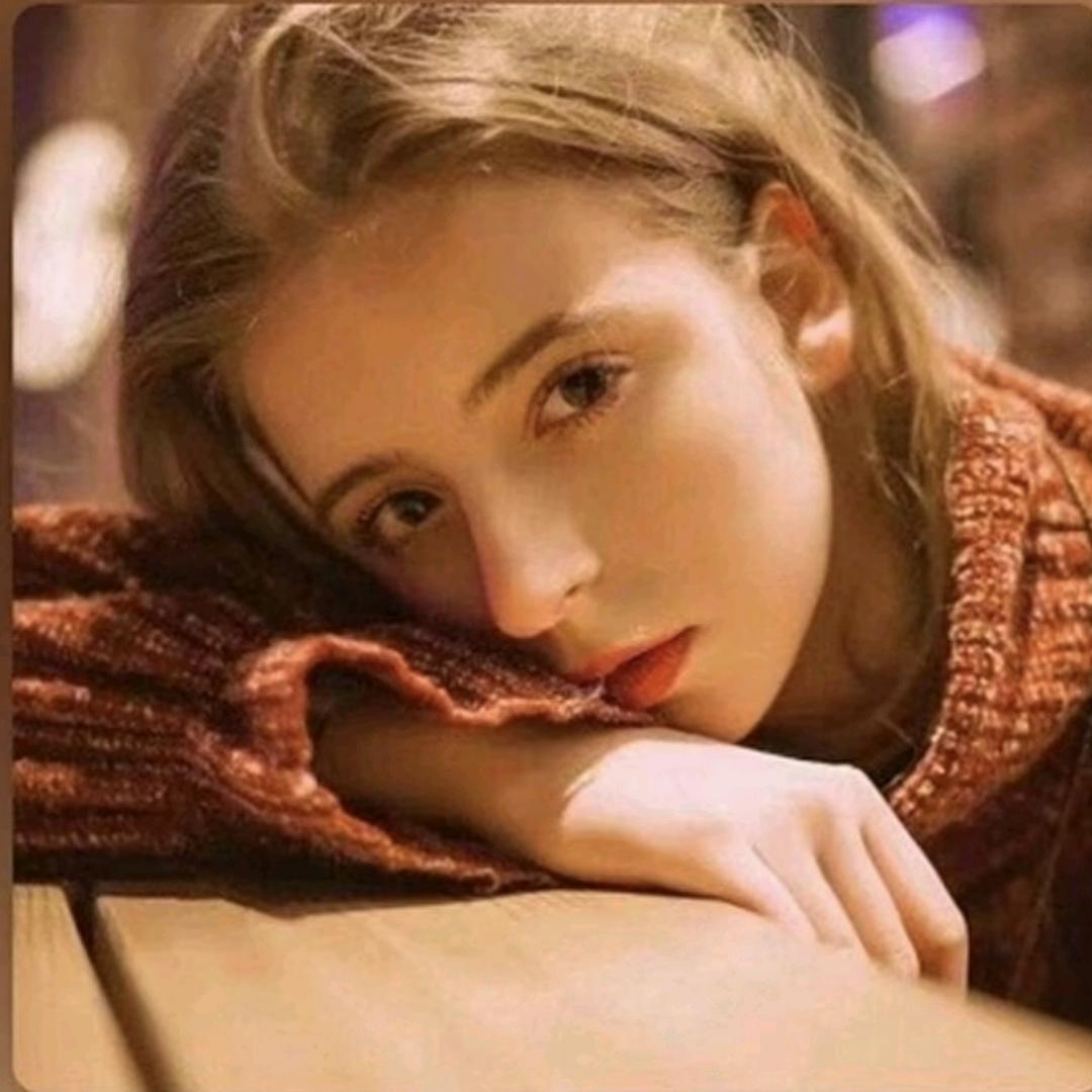 👑.