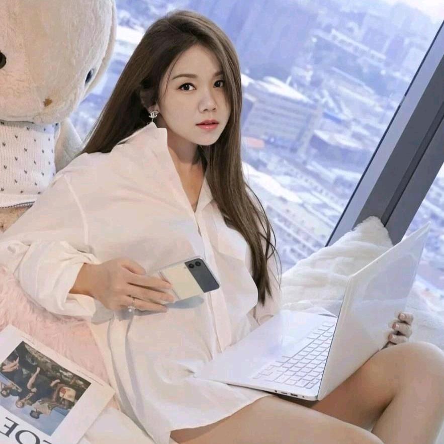 小逸青