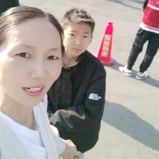 锦瑟与君共读