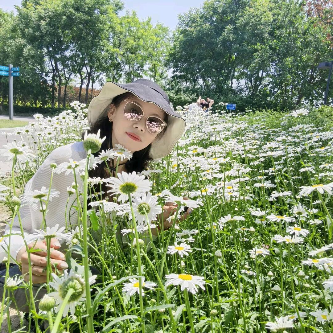 小娘惹🐍٩(๑^o^๑)۶态度诚恳