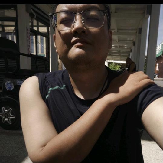 圆滚滚的仙人球♈️