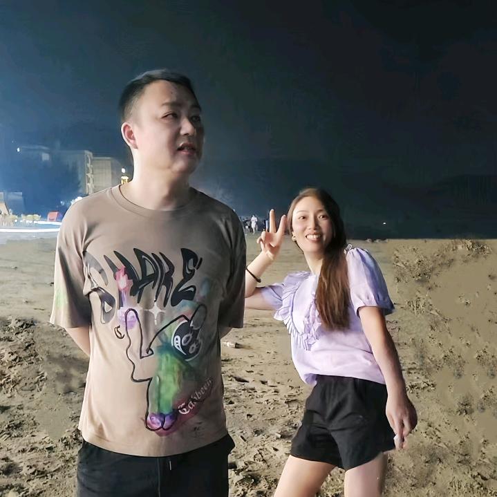 嗨皮ヽ(*ﾟｰﾟ*)ﾉ