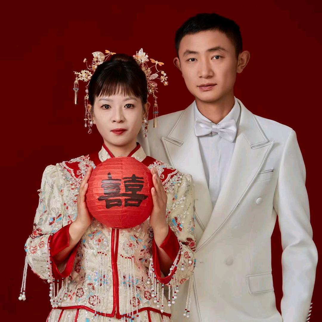 华亮