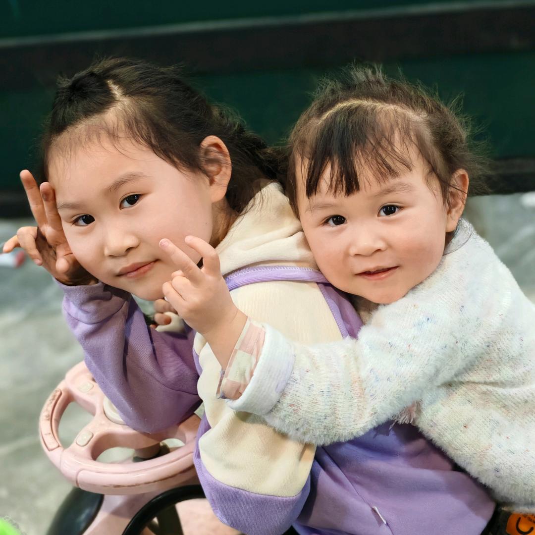 若伊和若歆吖🌸