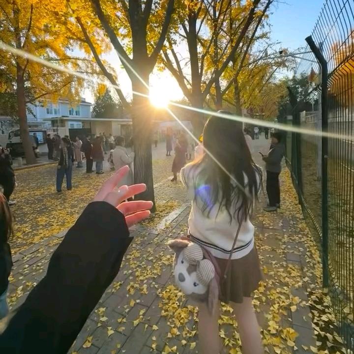 ঞ   《下一站  》