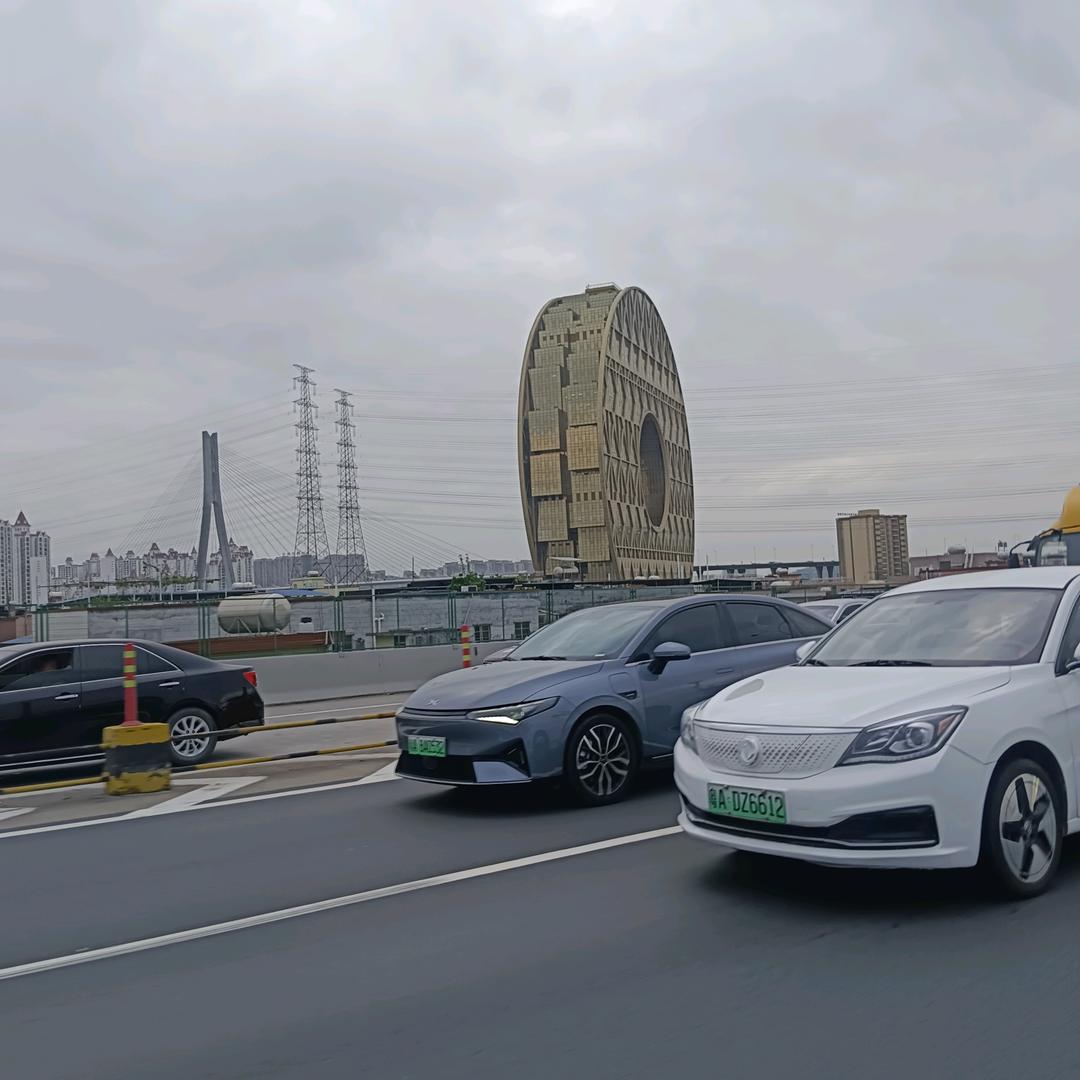 用户2771289695438