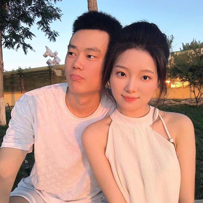 十二月👩‍❤️‍👨