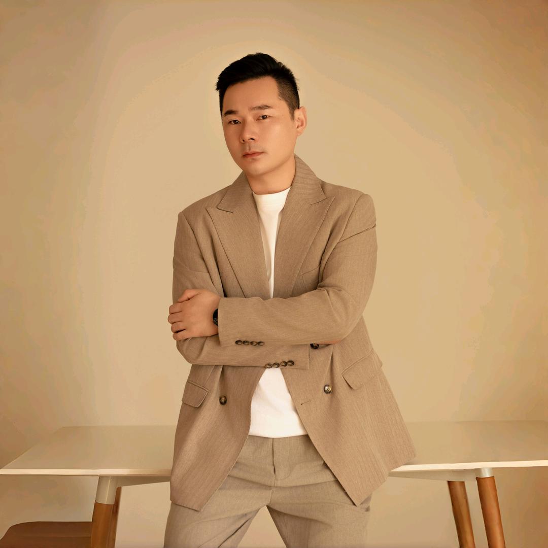 荆州亦格装饰设计豪哥