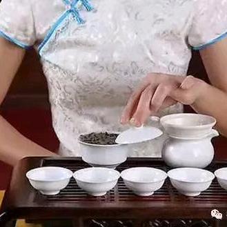 一路向钱 💨浅笑映微凉