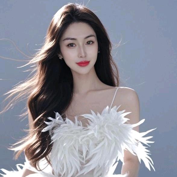 @嫦娥戏红妆💃