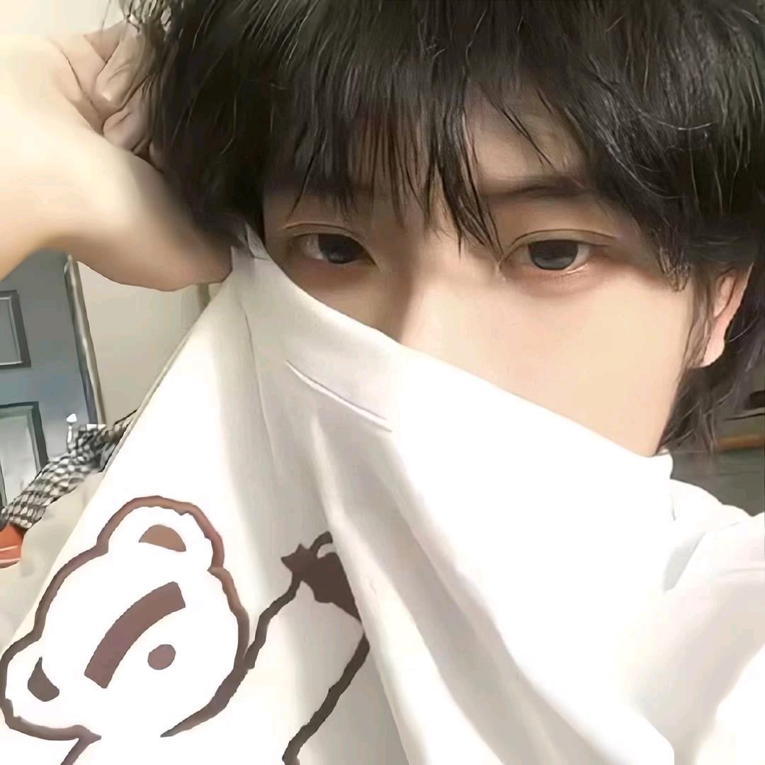 《清》🐑贾~小～康🐑《🎺》