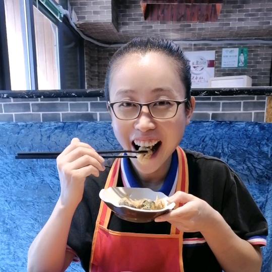 蒸汽石锅鱼🐠头像