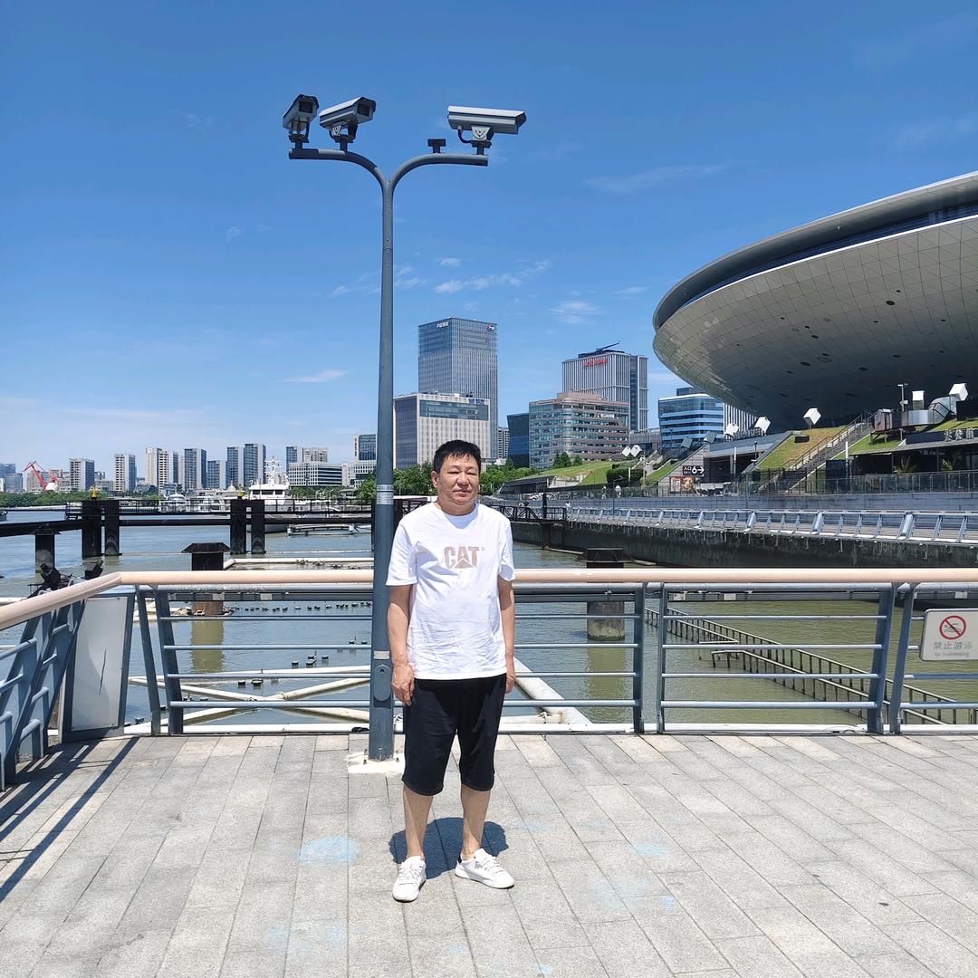 桥哥