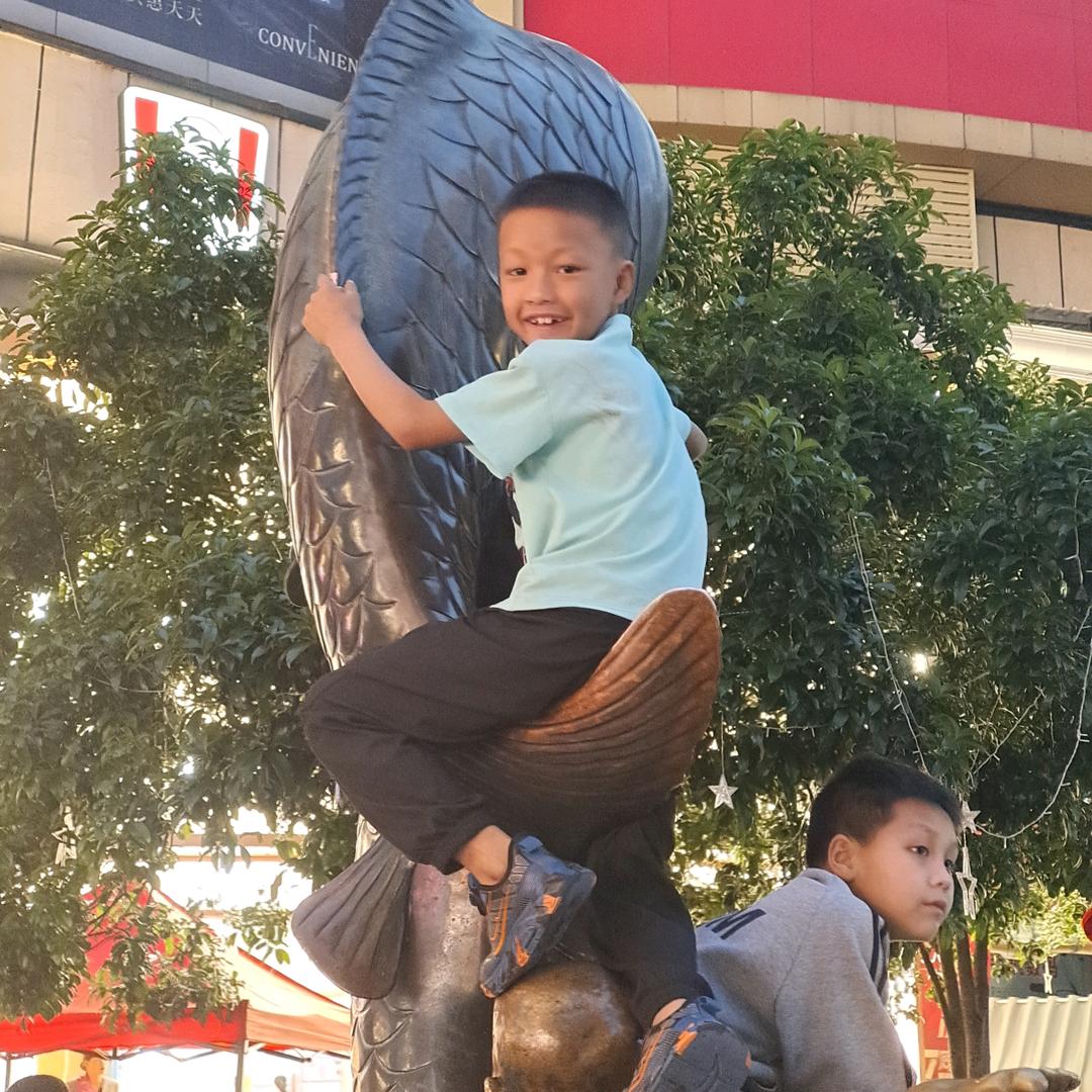 小小的我