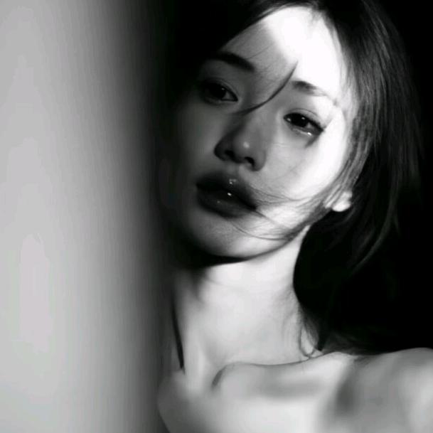 砚山舞跃狂欢艺术团 小雨