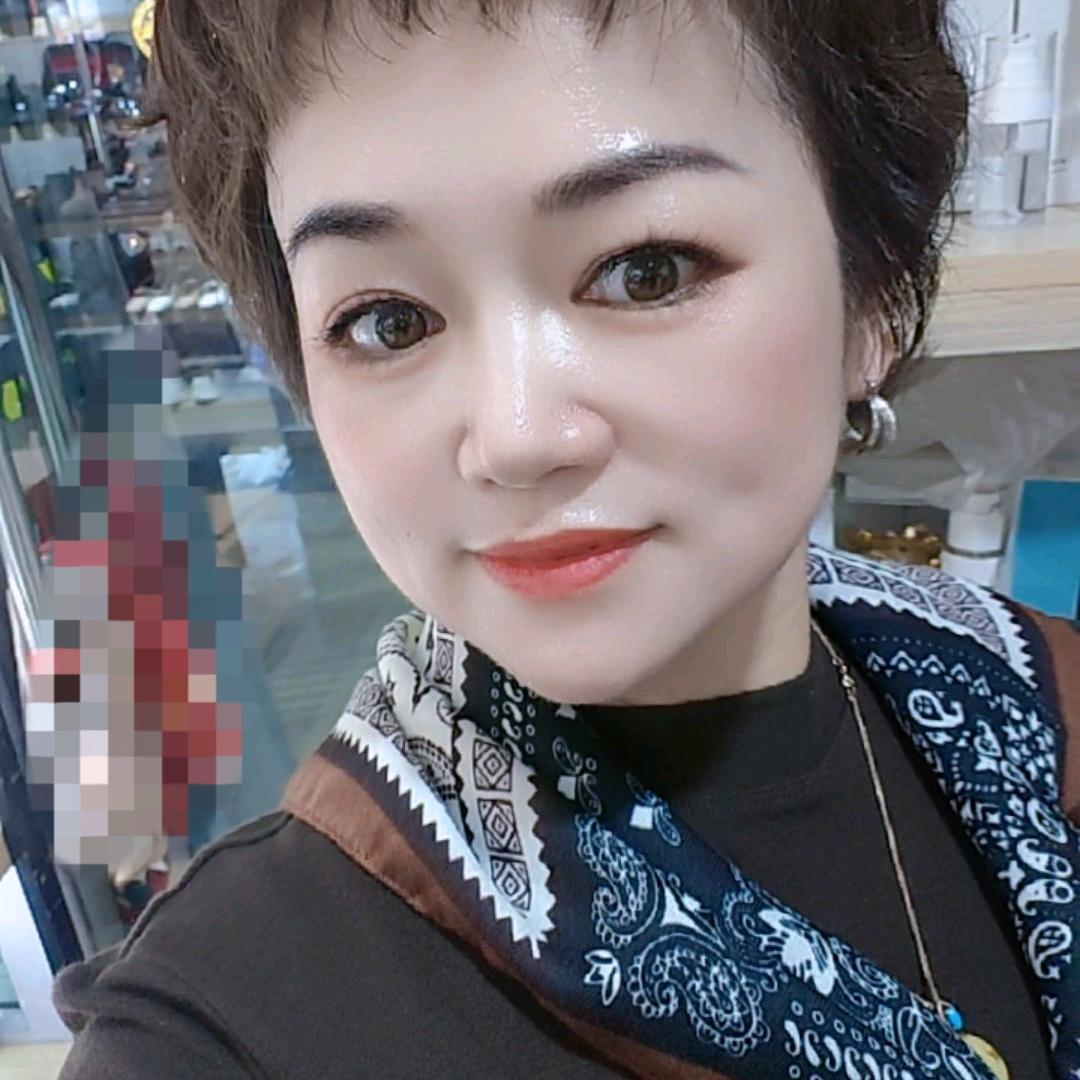 苍南县灵溪镇漫步时光鞋店