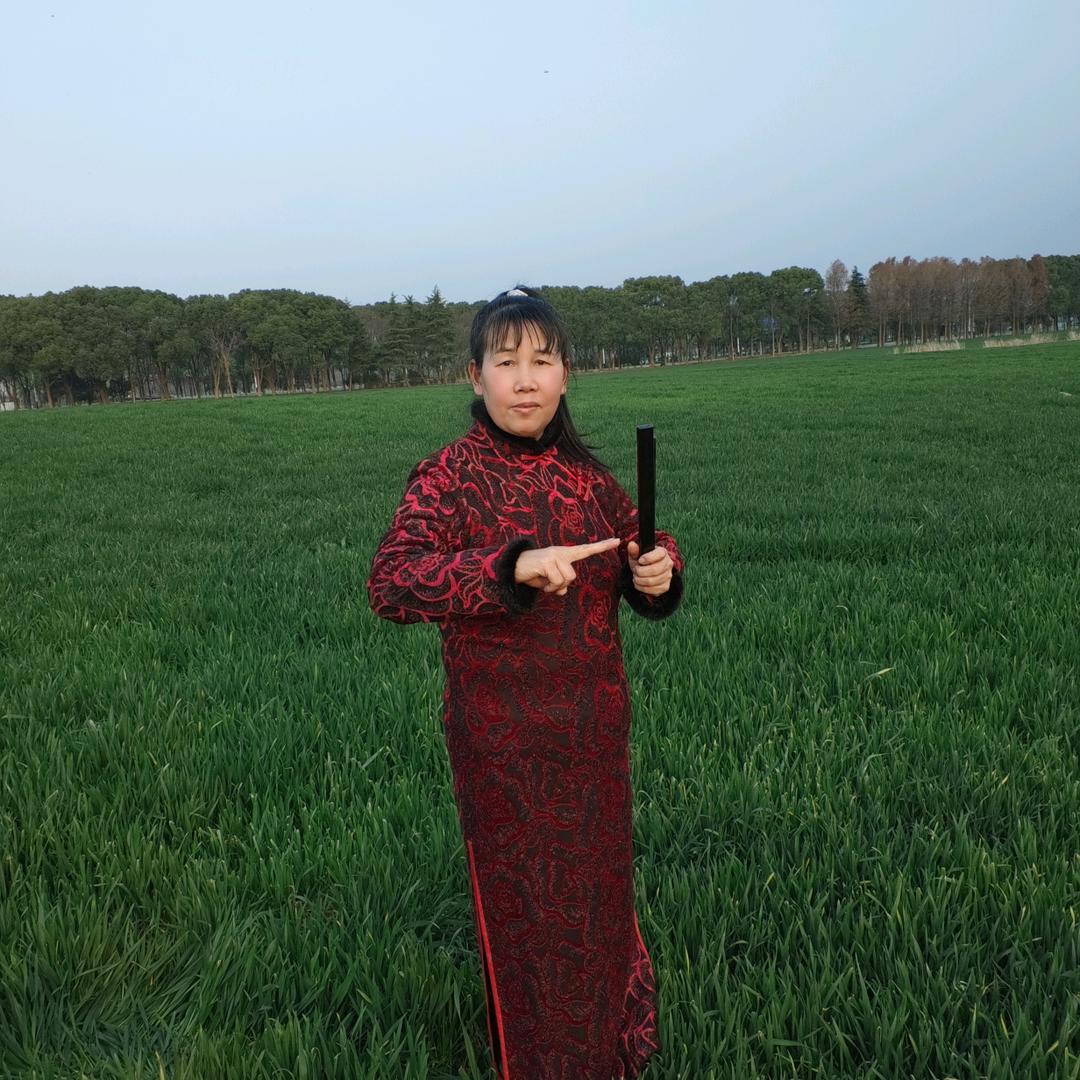 农村四妹下午1点开播坠子