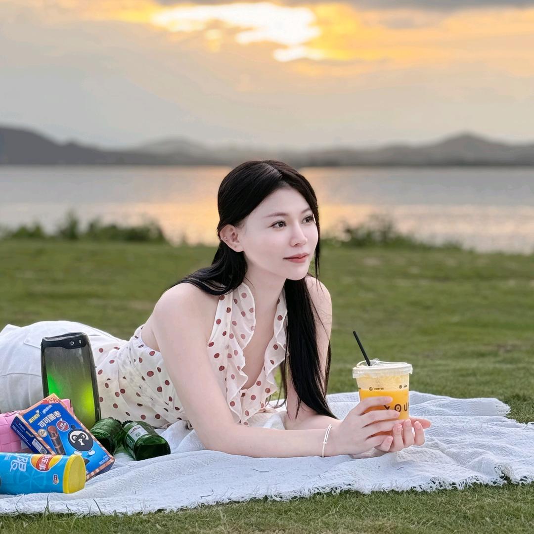 浓浓是个粘人精