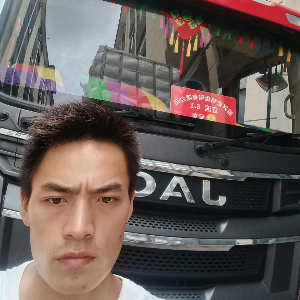 卡车司机318，小龙🐉，贵州