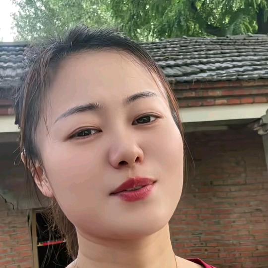 李梅+一个人