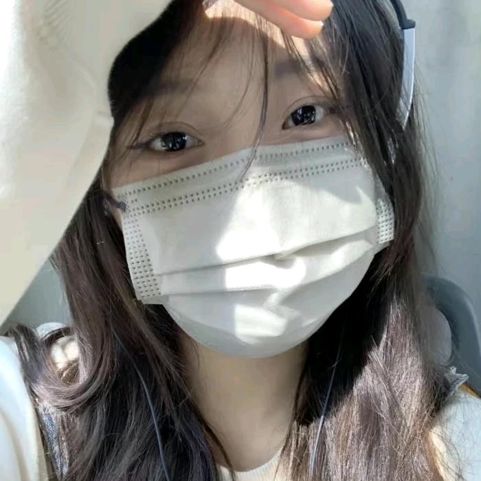 等一束花和妳.🖤