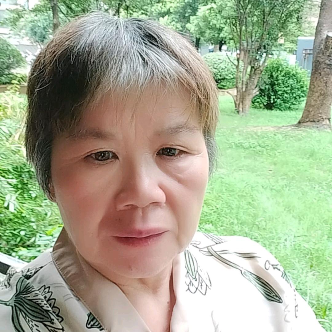 地摊姐经验分享下午15：40开播