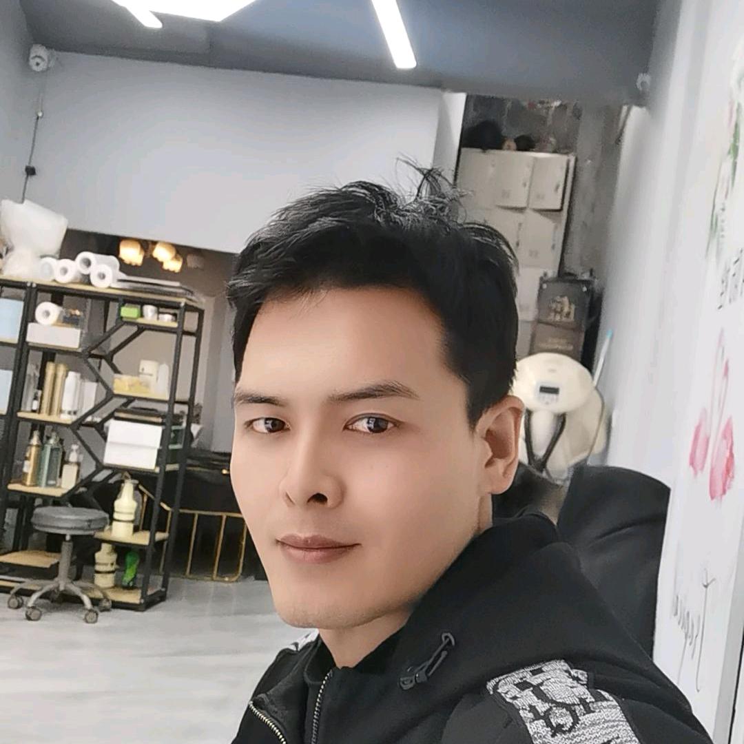 胶州艾文