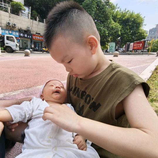 安安  屹屹 💕