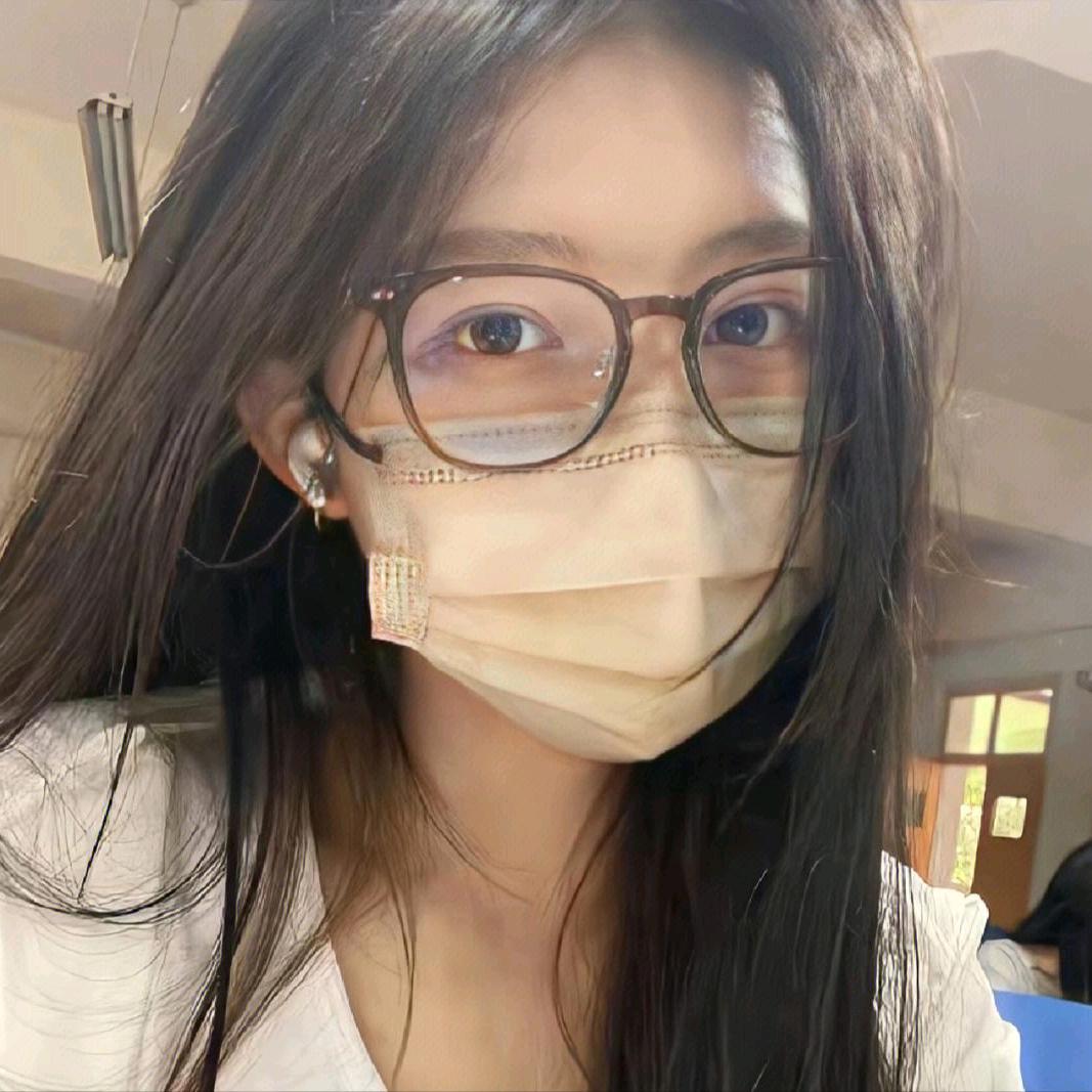 梓琦～时尚穿搭