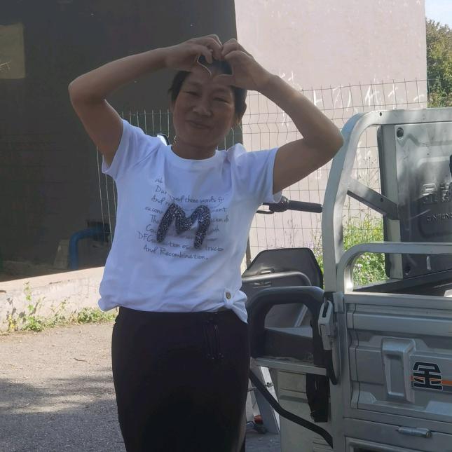 阳光明媚，幸福永相伴