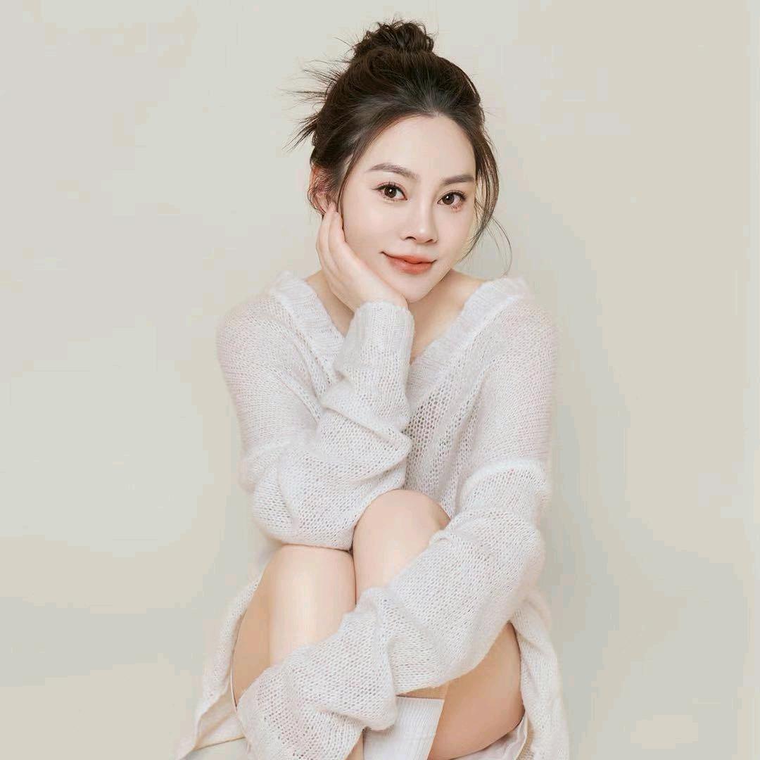 南京大锤子保时杰718汽车