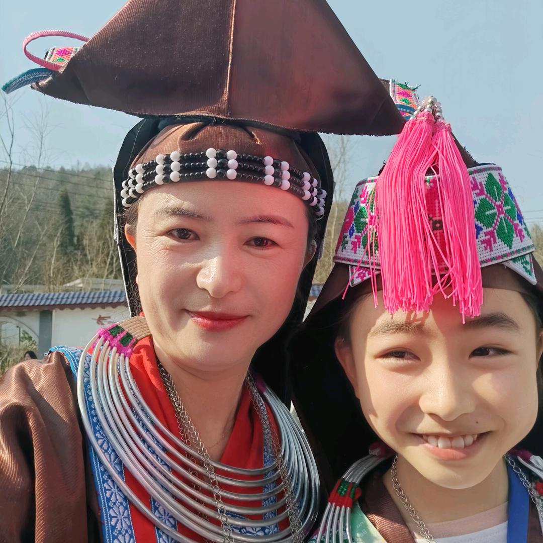 萧悠墨