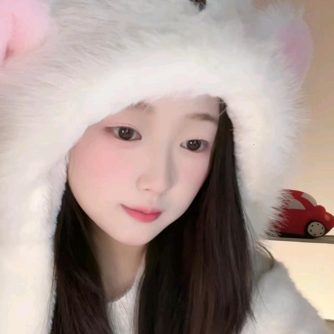 咚咚幺⊹꙳ ˶˙ᵕ˙˶ ⊹꙳