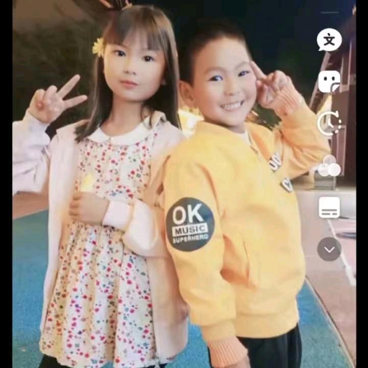 坐在坟头调戏鬼